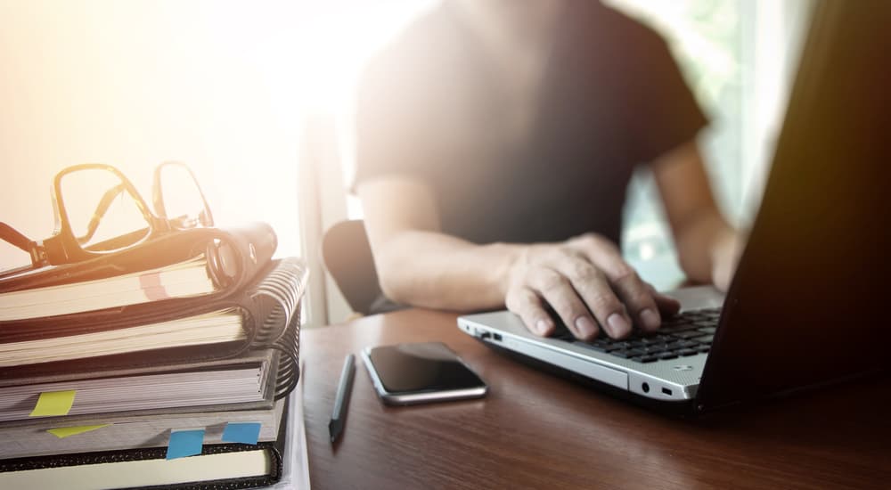 A university student studying online